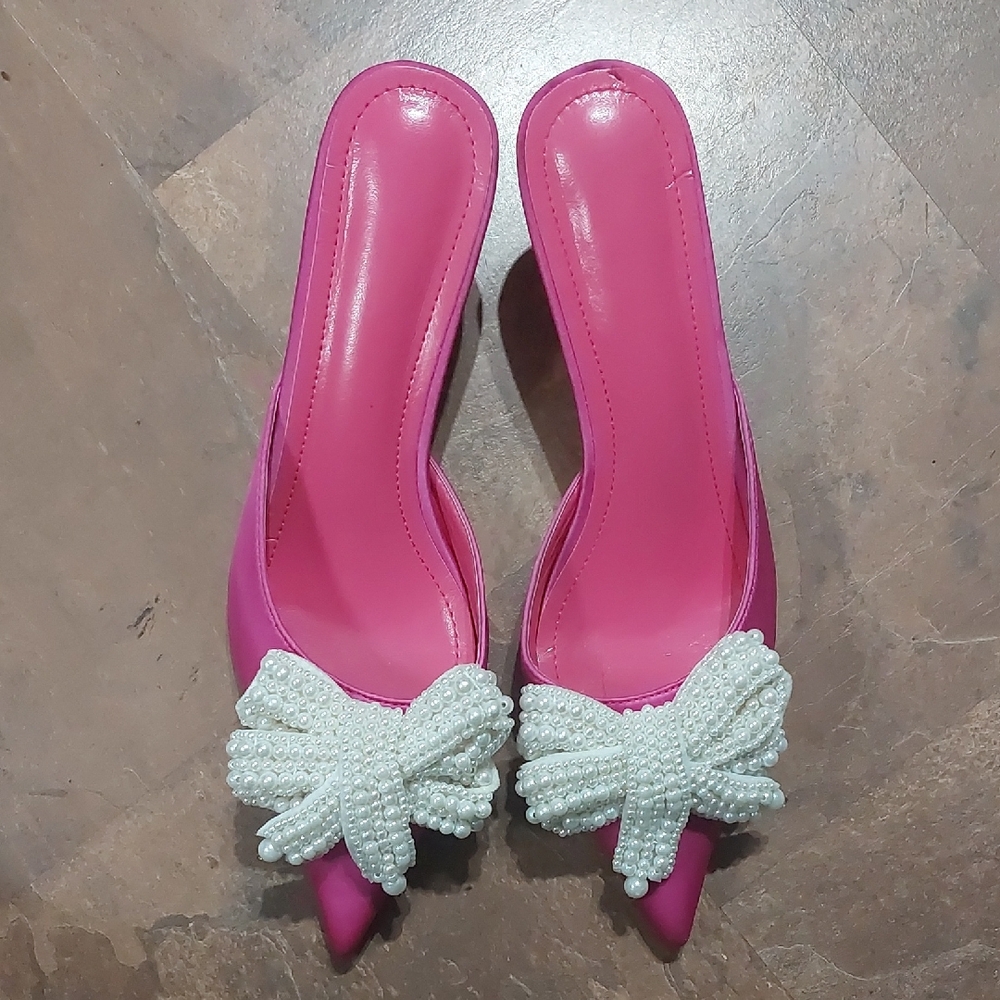 Chic Pink Fabric Mules with Pearl Bow